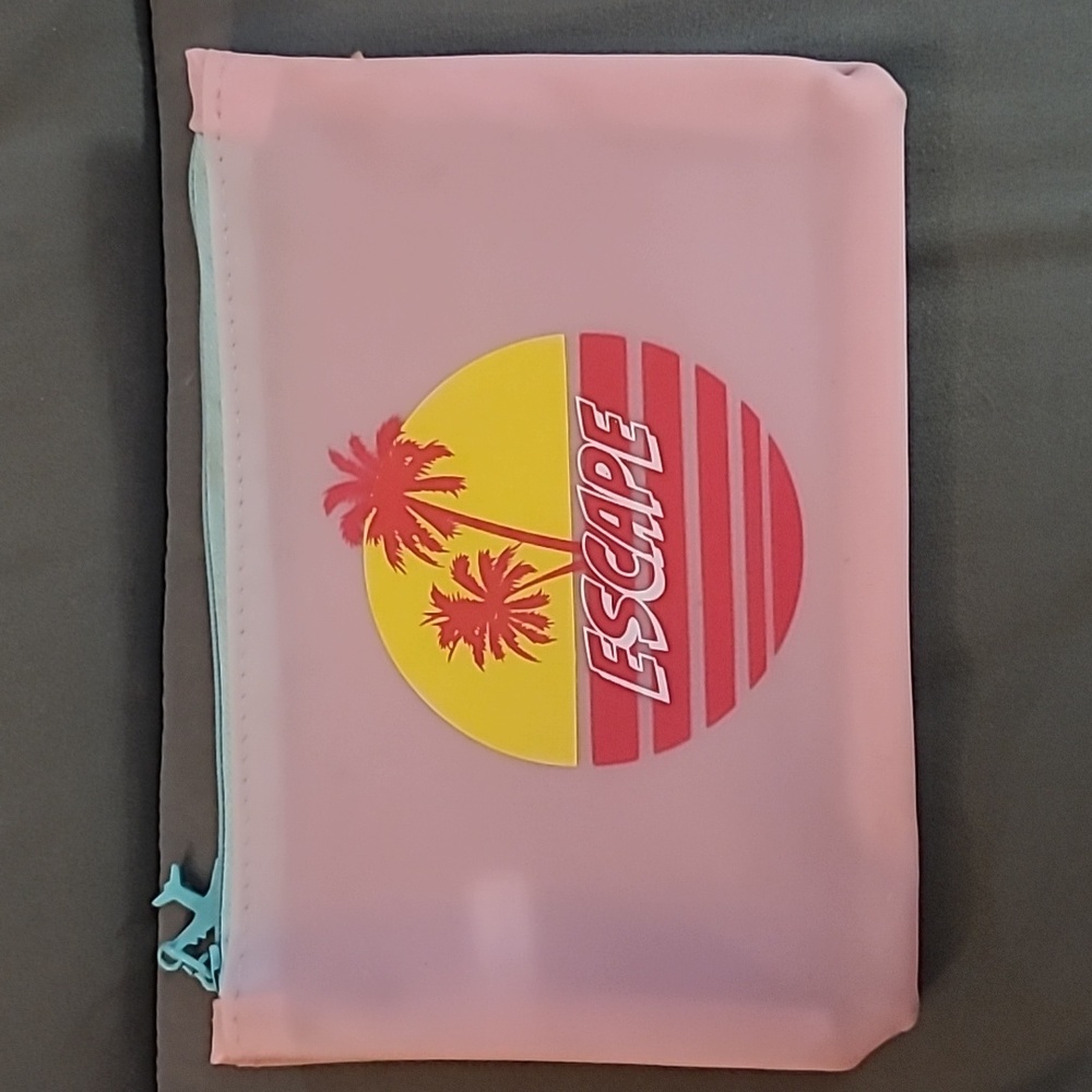 Small makeup bag or coin purae